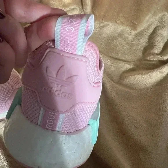 ADIDAS NMD in Pink - Picture 4 of 7